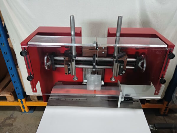 Doppeleckenrundstoßmaschine Tränklein EK-D 100 – Bild 4